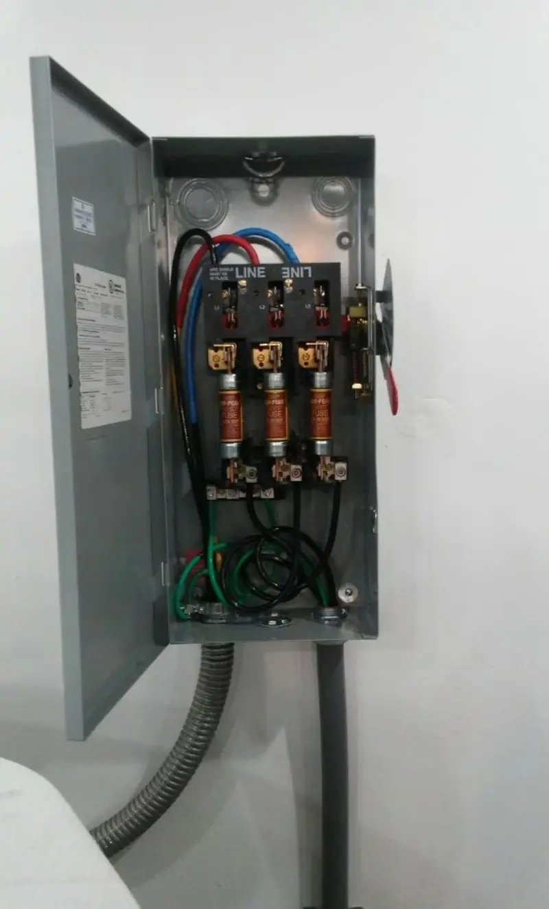 Three-phase disconnect switch installed for Smoke Detector Installation in Telford